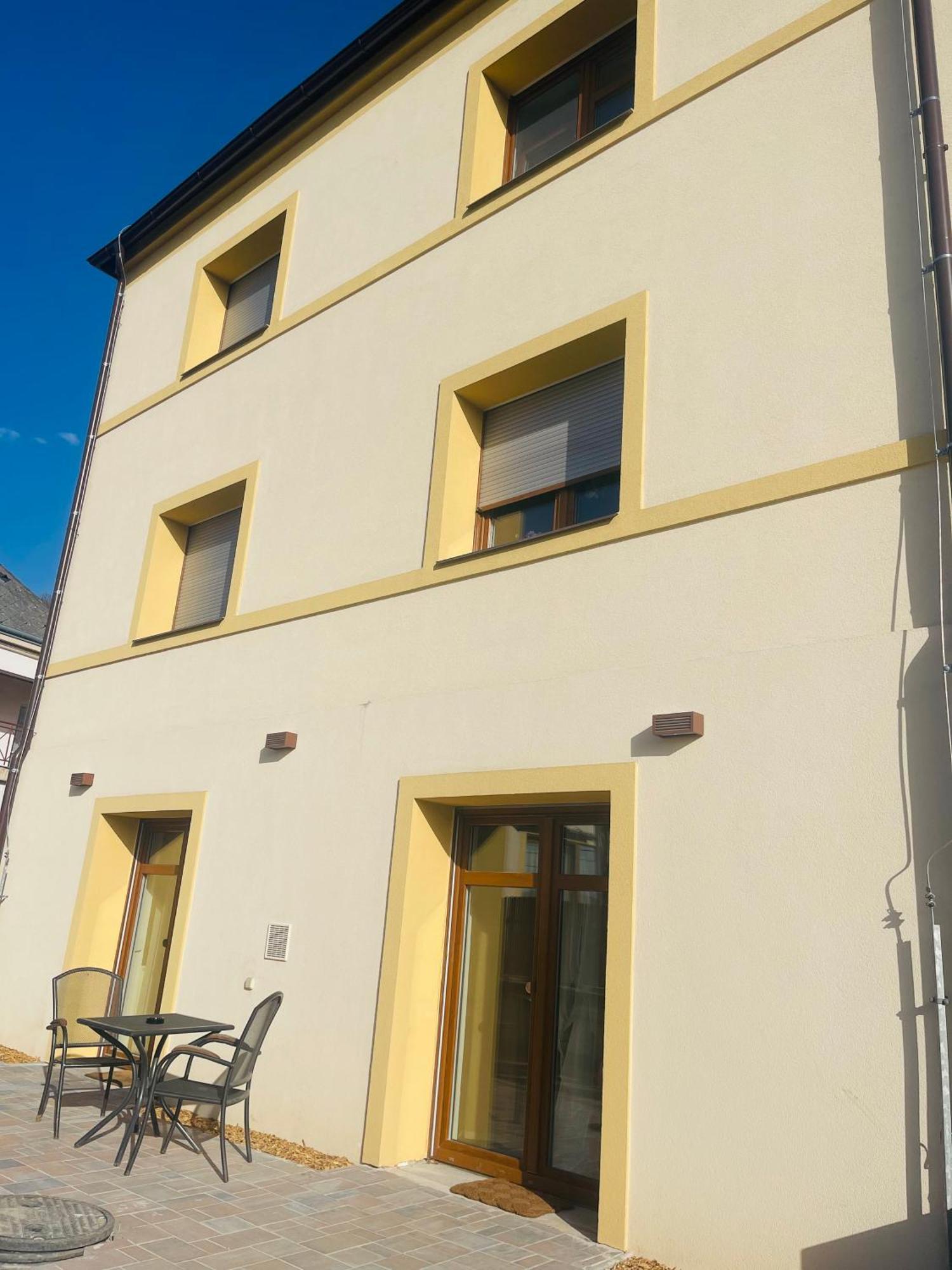 Ústí nad Labem Jenys Apartment Usti 2 מראה חיצוני תמונה